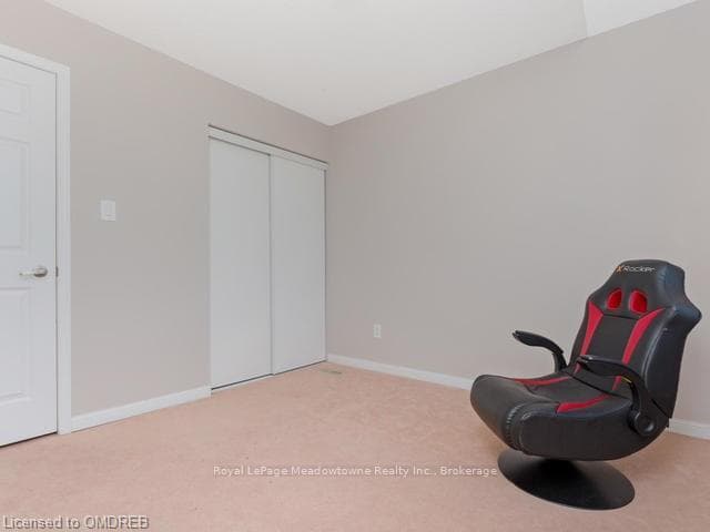 960 PHILBROOK Drive Unit Upper photo 28