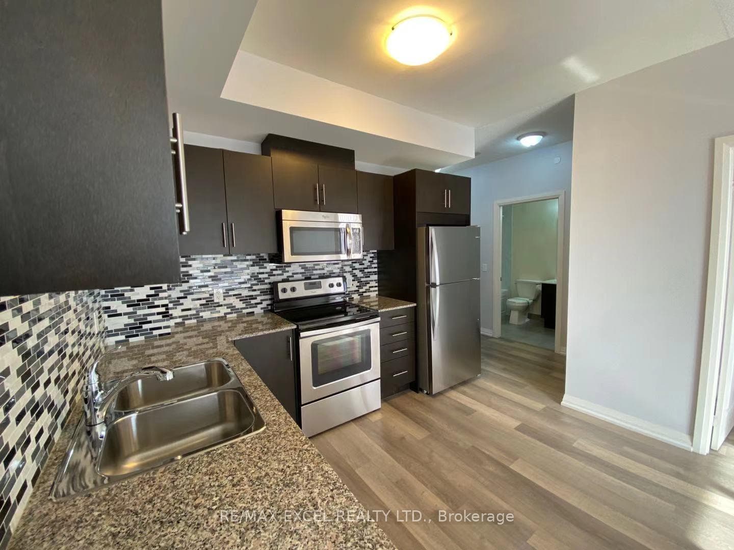 9506 Markham Road Unit 903 photo 9