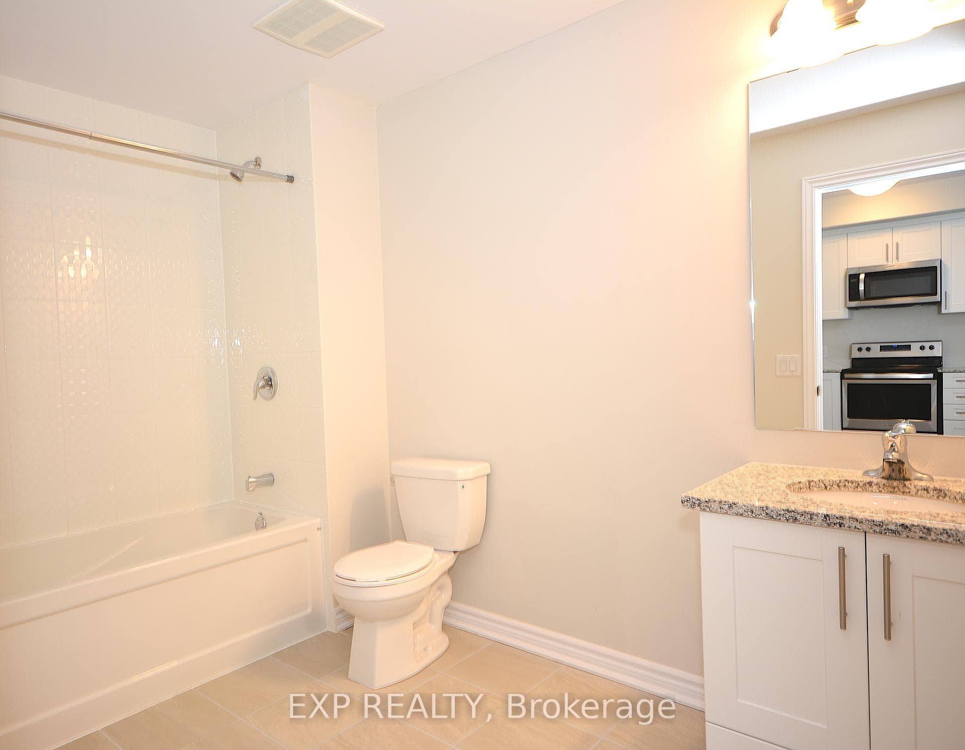 150 Oak Park Boulevard Unit 316 photo 4