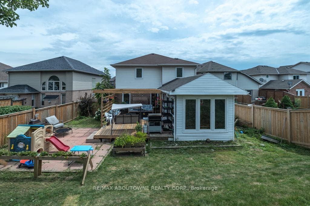 14 SABLE Drive photo 12