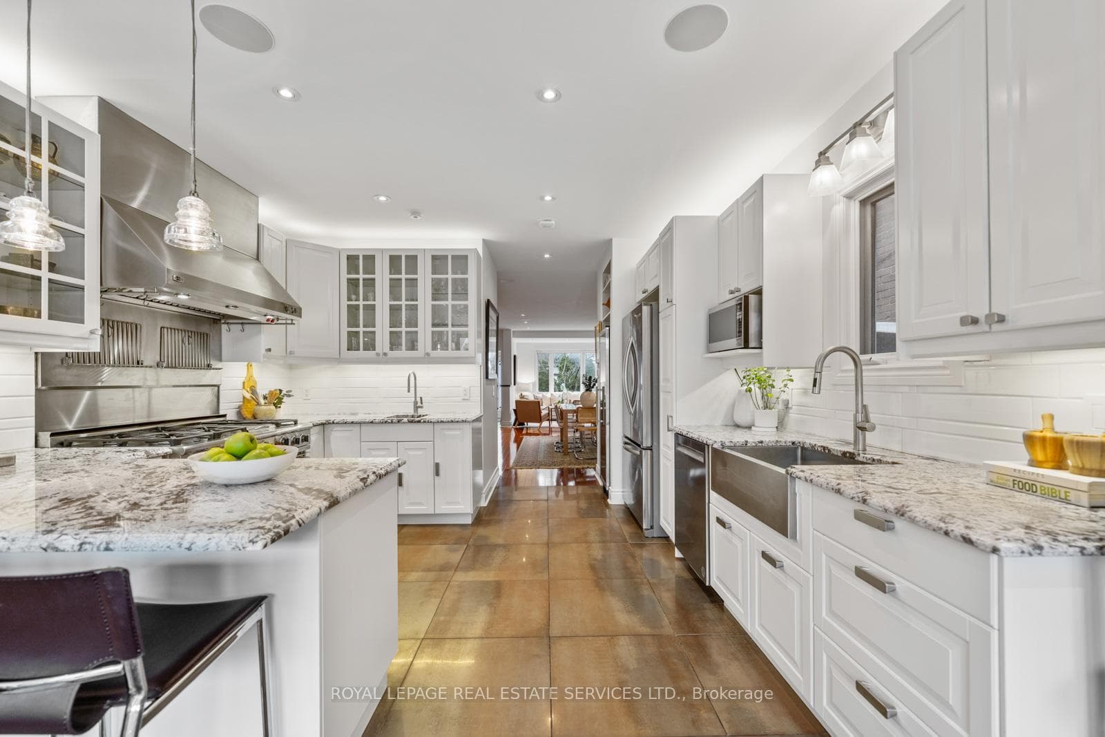 148 Wallace Avenue photo 16