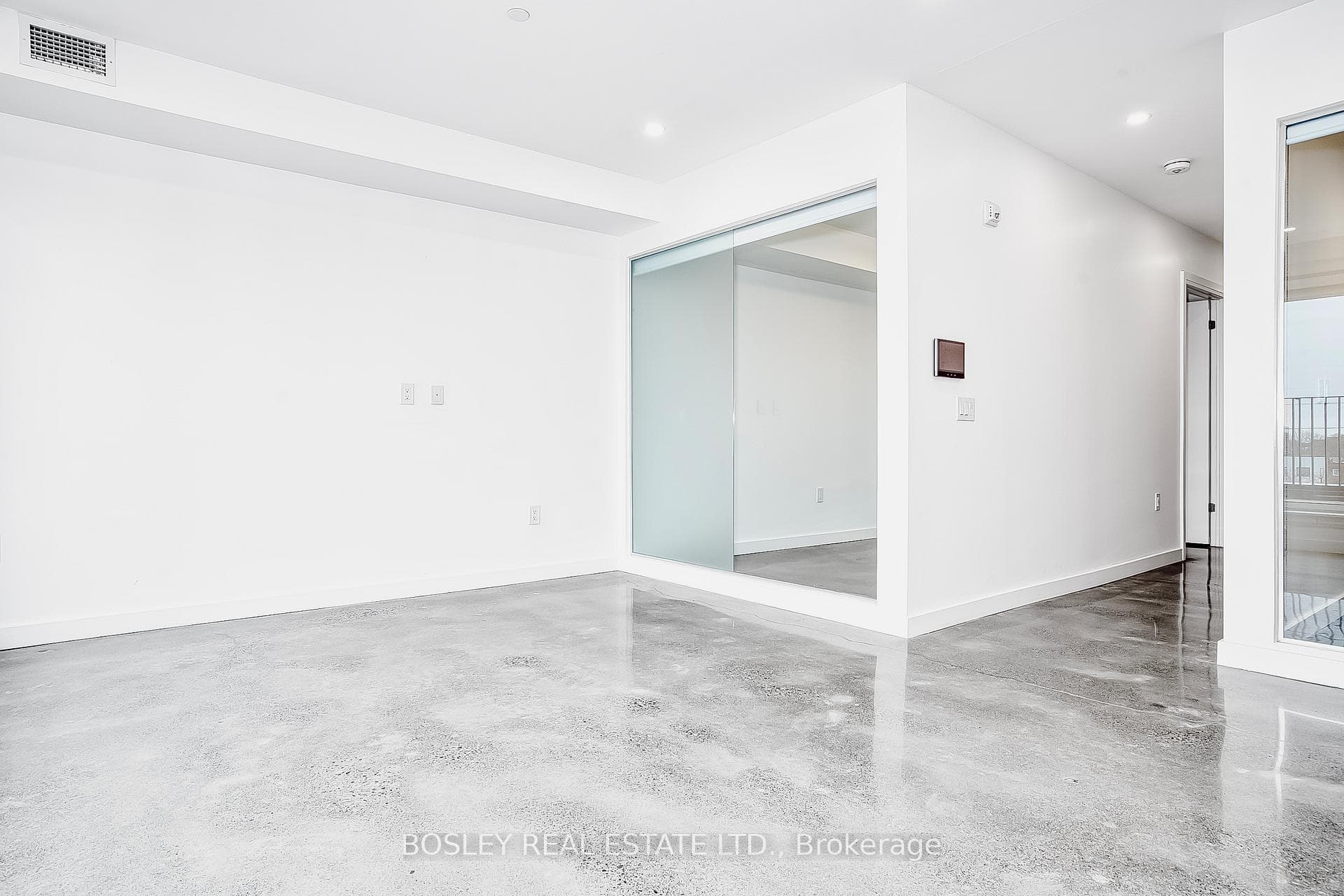 41 River Street Unit 52 photo 17
