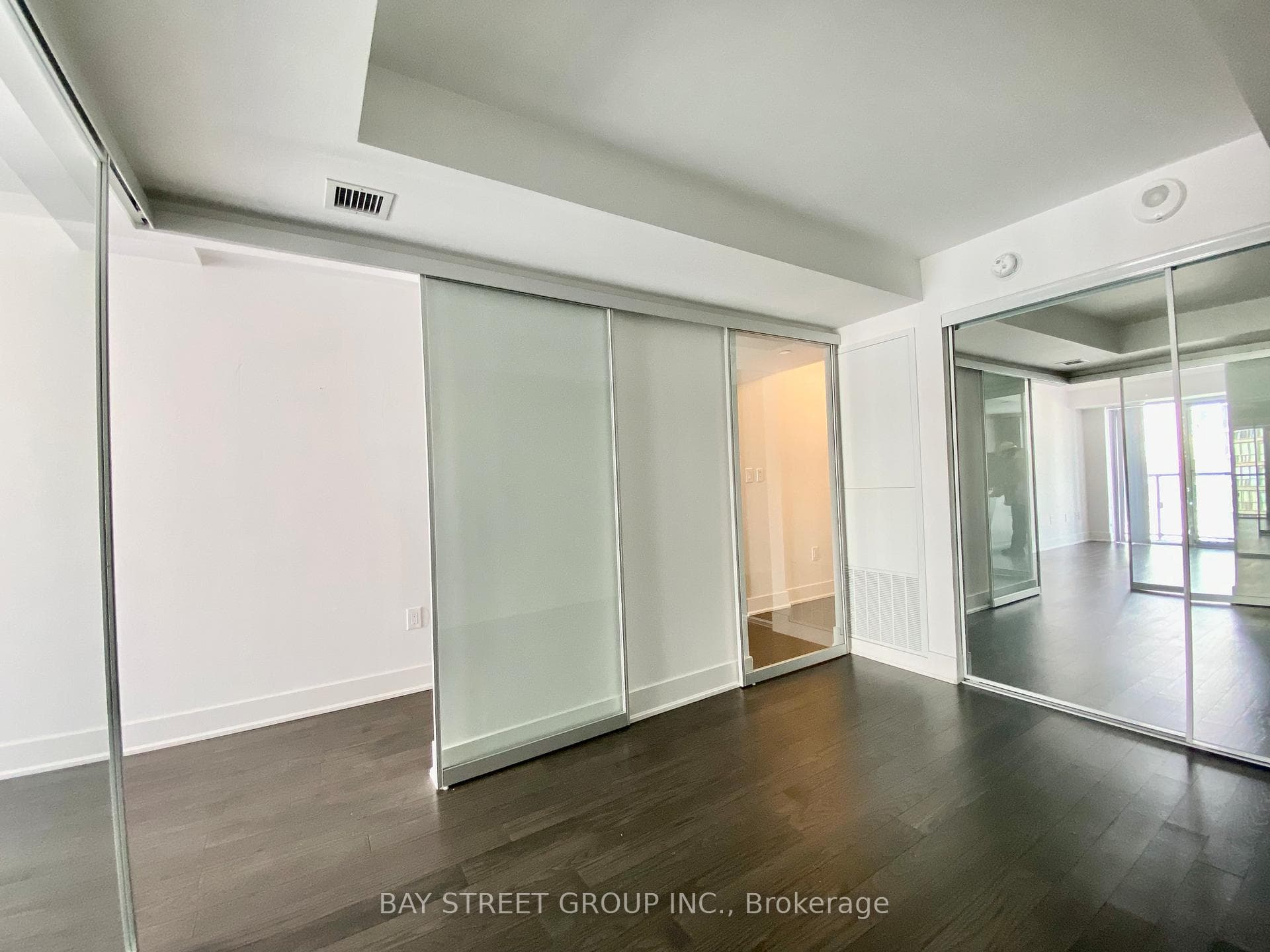 955 Bay Street Unit 1702 photo 6