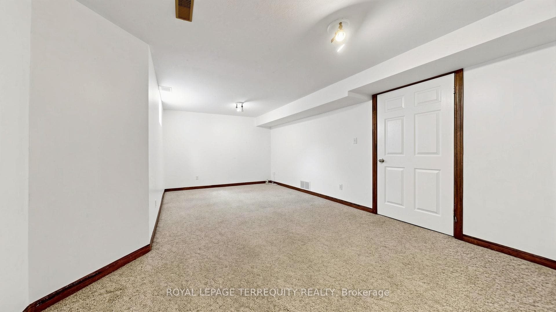 700 Champlain Boulevard Unit 2 photo 38