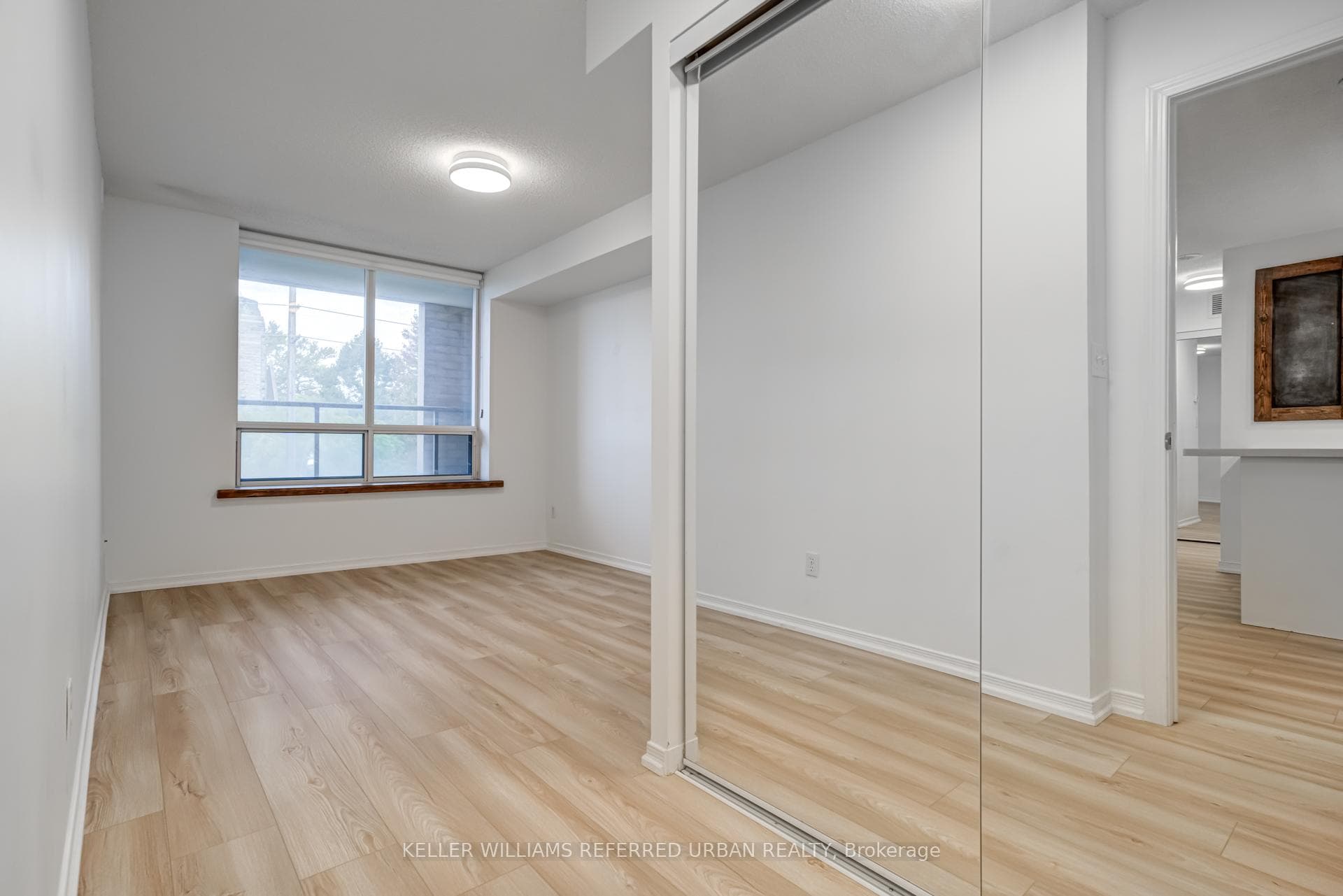 1765 Queen Street Unit 312 photo 8