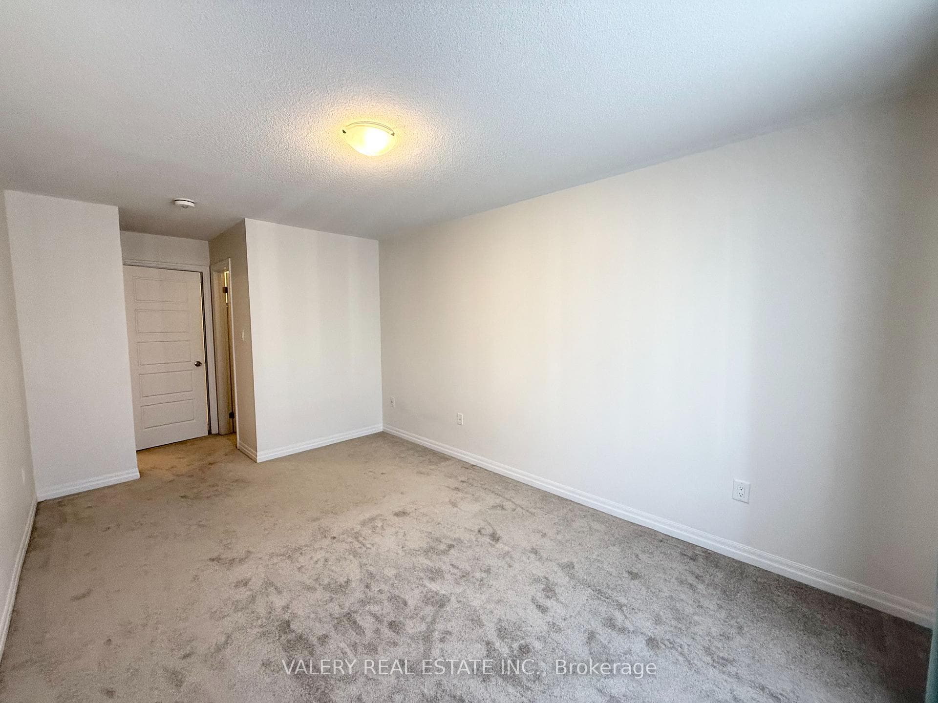 137 Bravo Lane photo 18