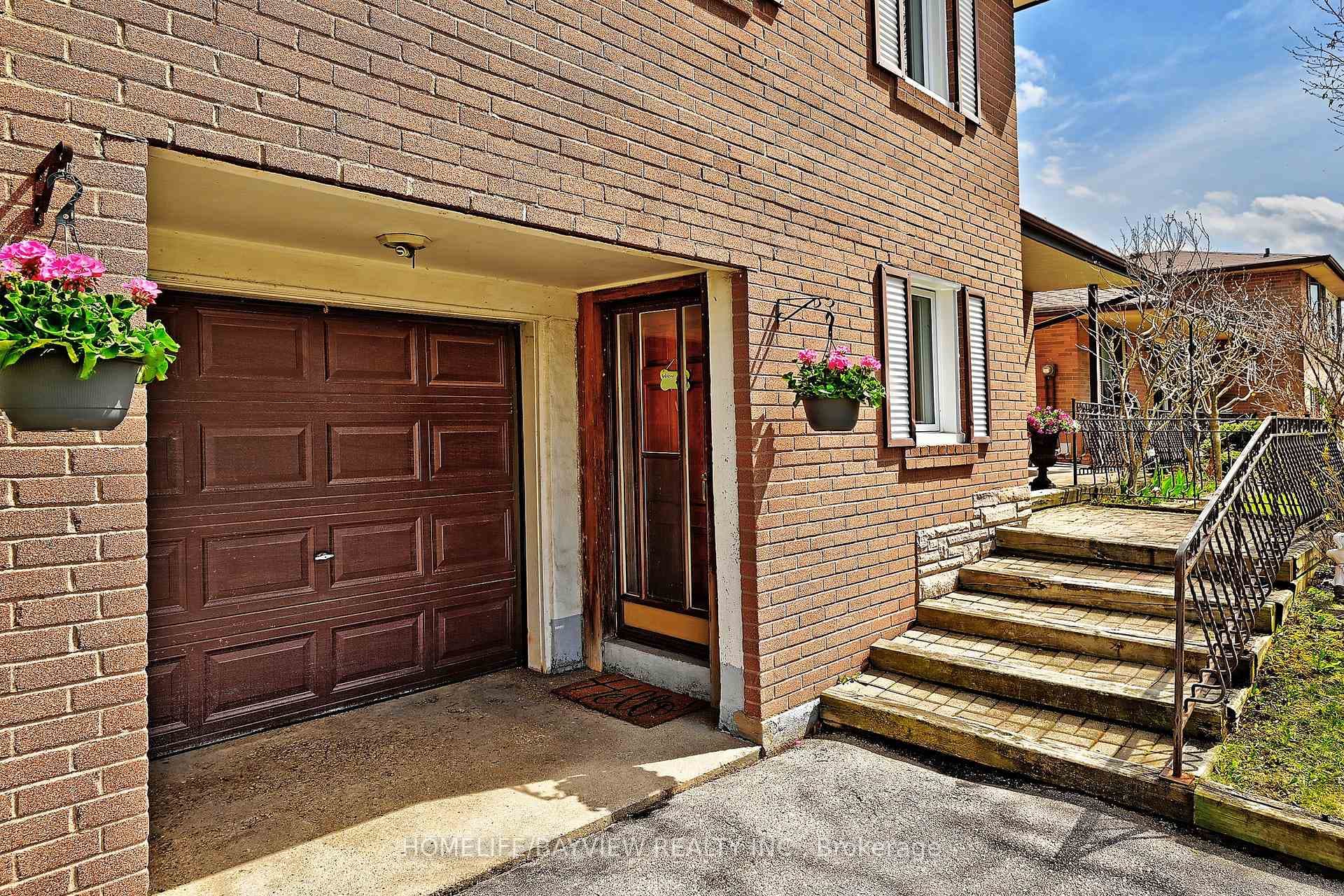 433 Brimorton Drive photo 23