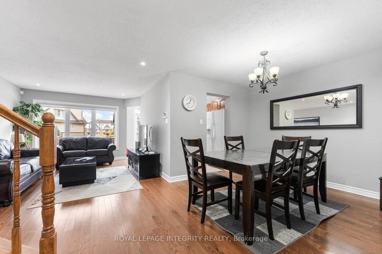 410 GOLDENBROOK Way photo 7