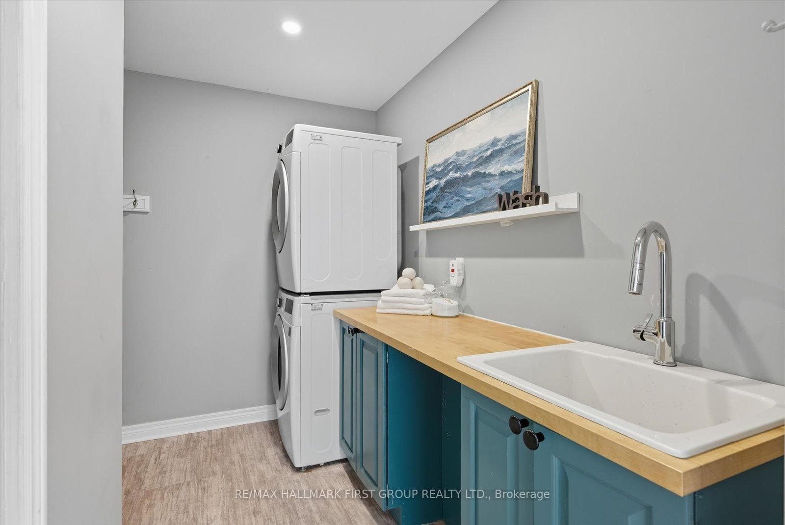 37 Enzo Crescent photo 11