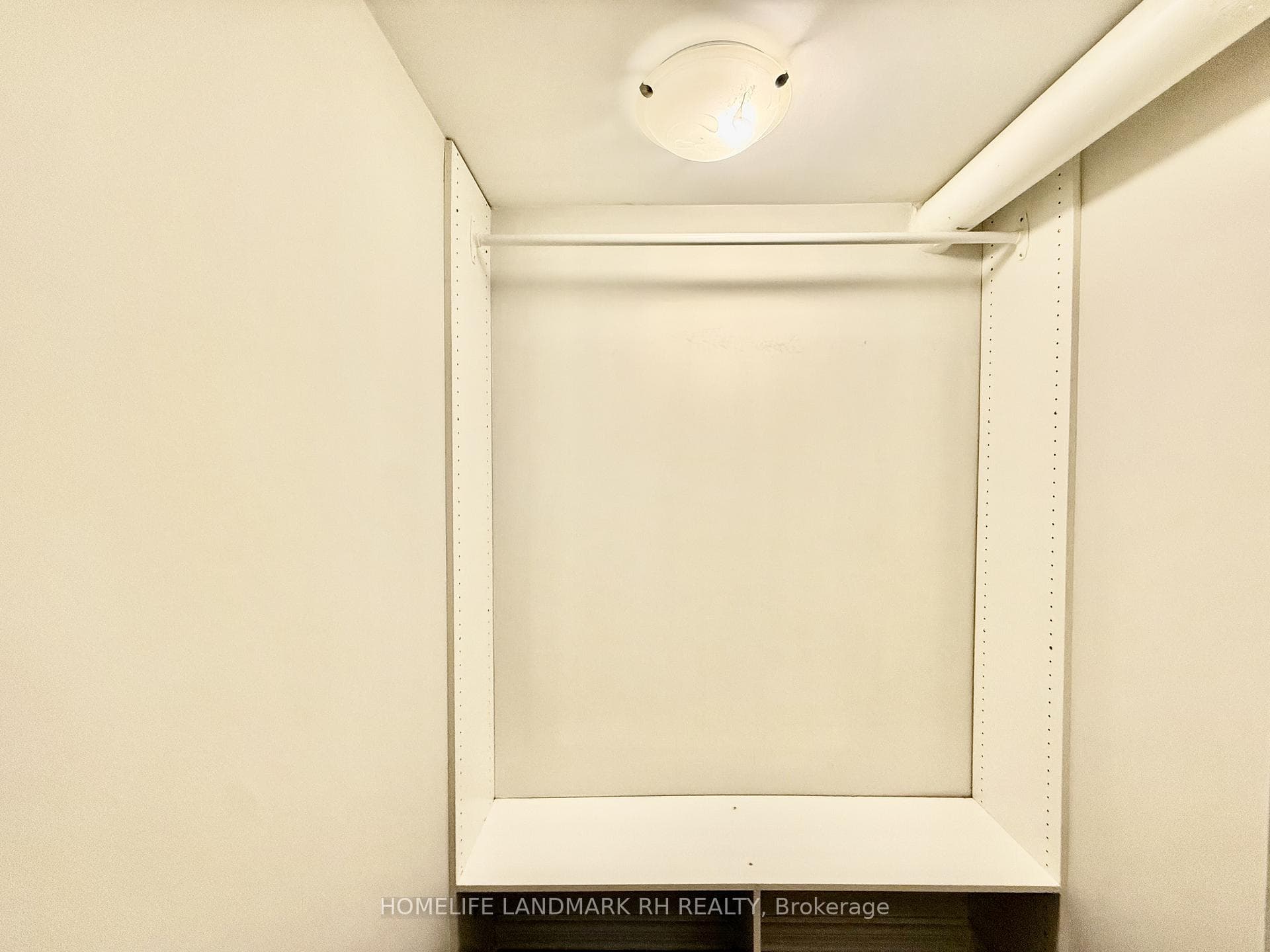 78 Halldorson Avenue Unit Lower Level photo 9