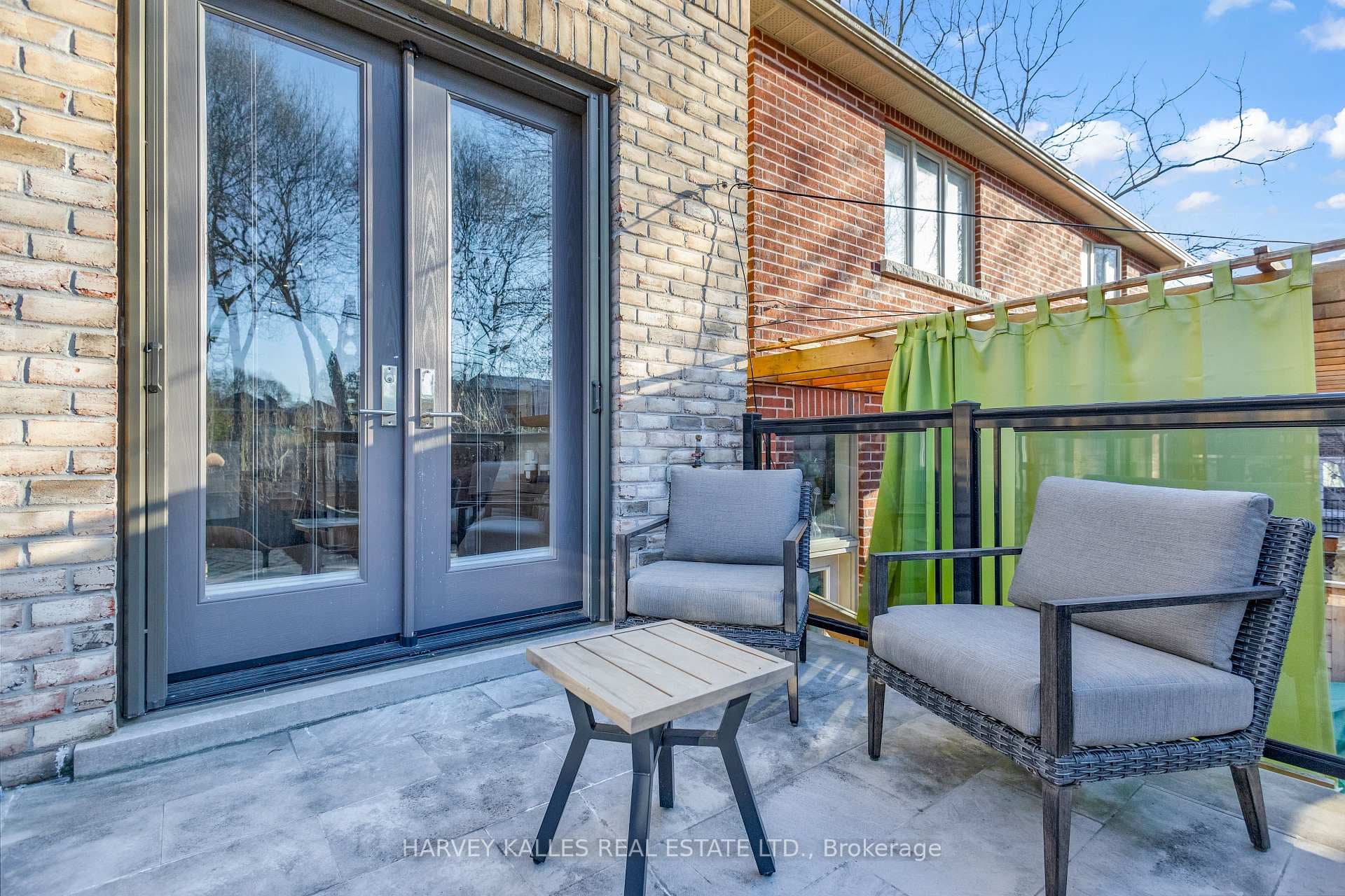 172A Lawrence Avenue photo 45