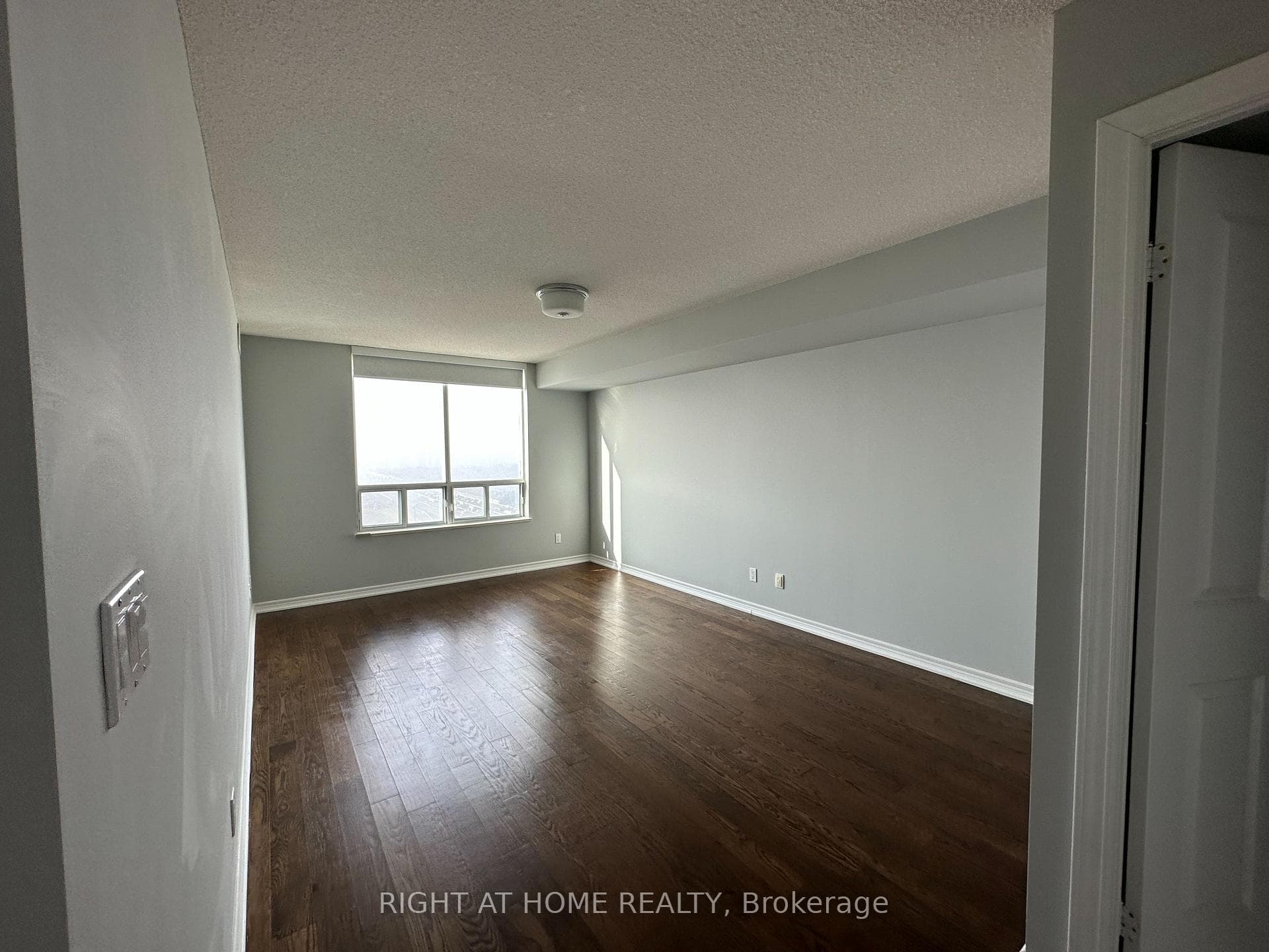 68 CORPORATE Drive Unit 3139 photo 6