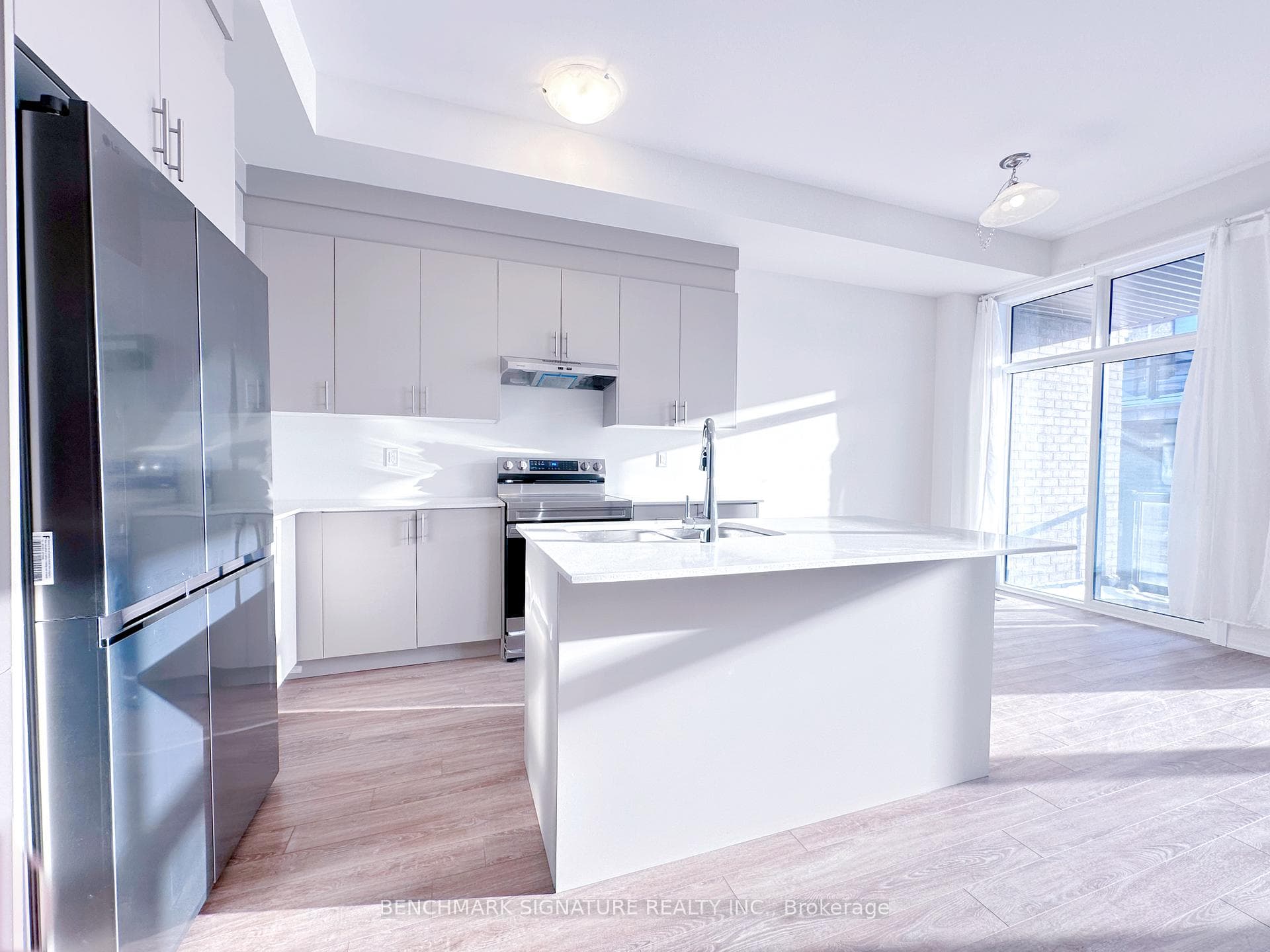 22 Millman Lane photo 1