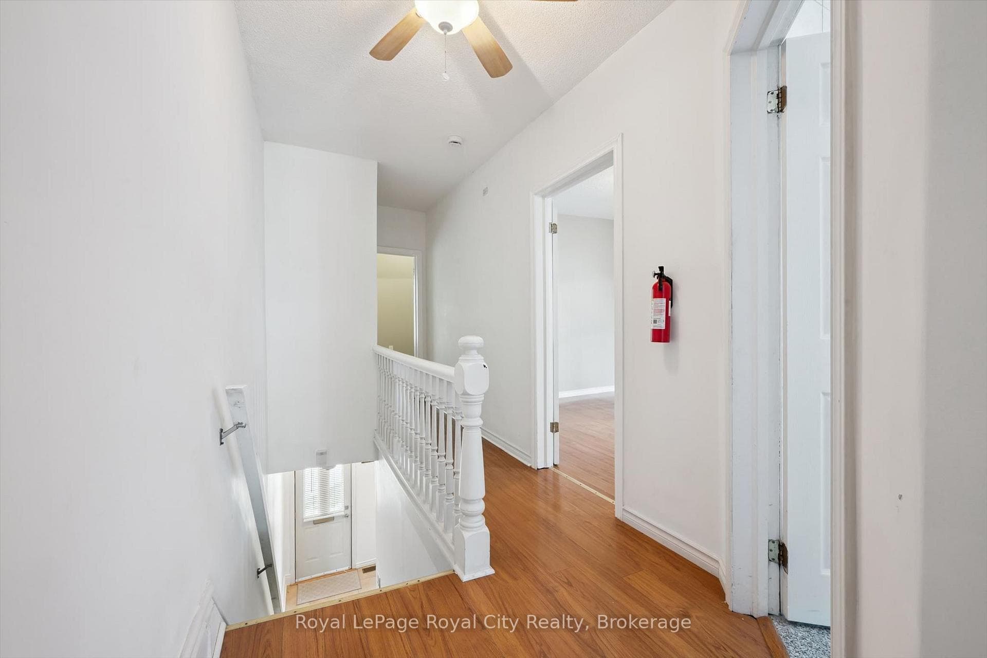 90 Neeve Street photo 23