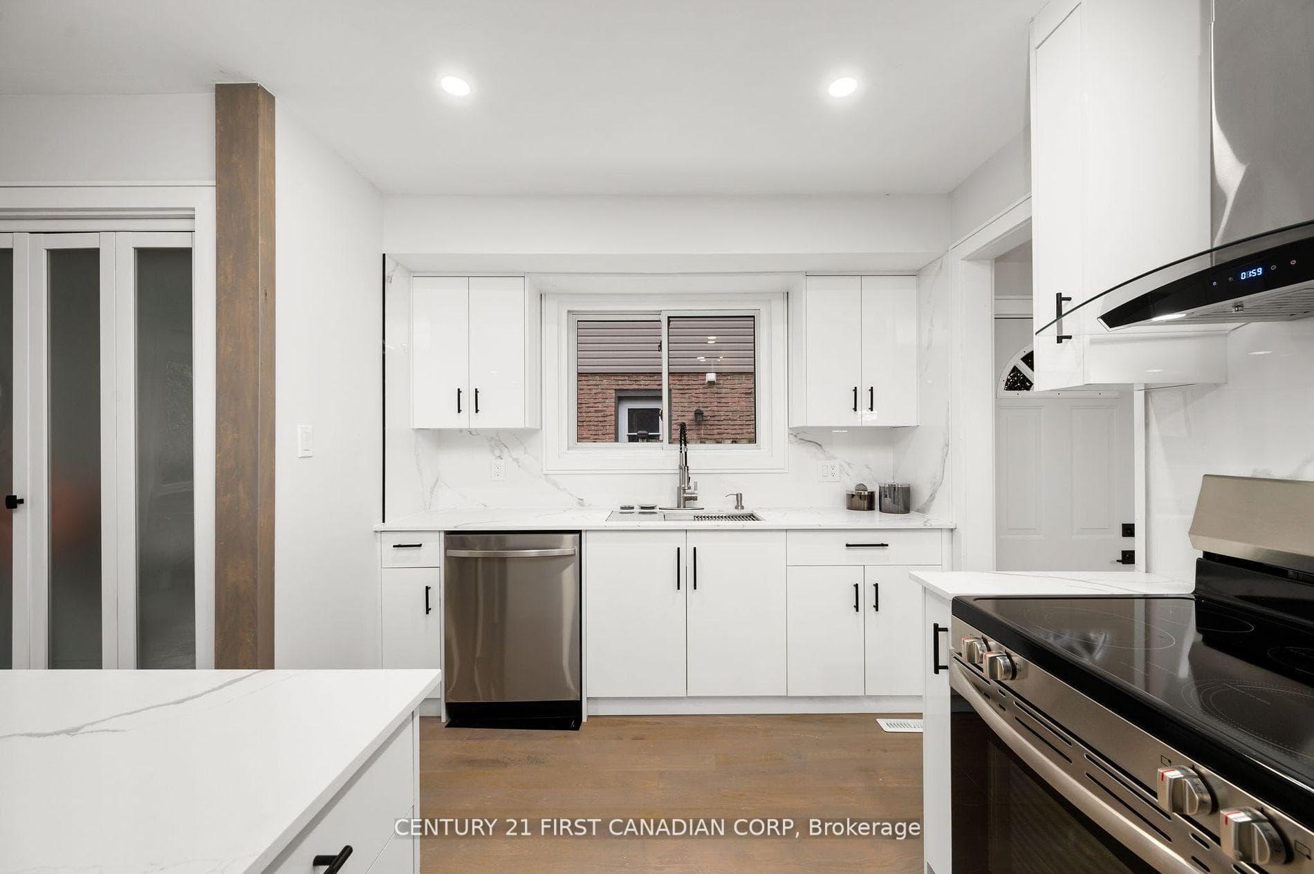 680 Millbank Drive photo 6