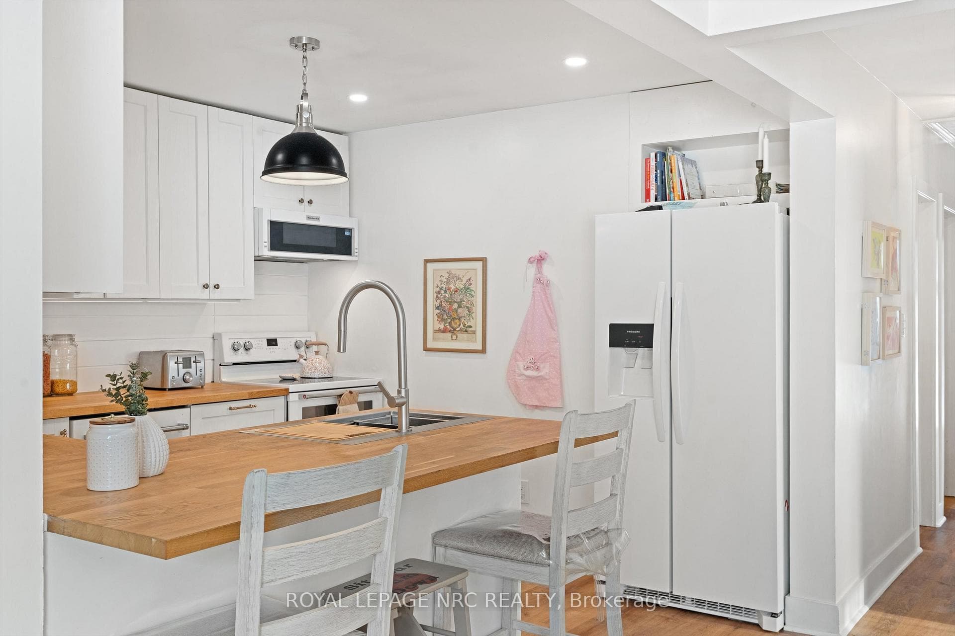3 Hallcrest Avenue photo 11