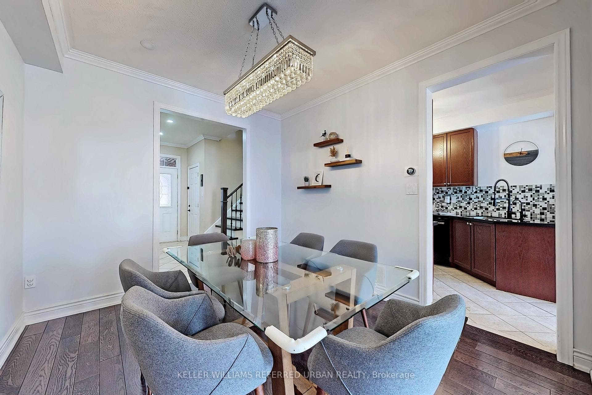 25 Holly Drive photo 5
