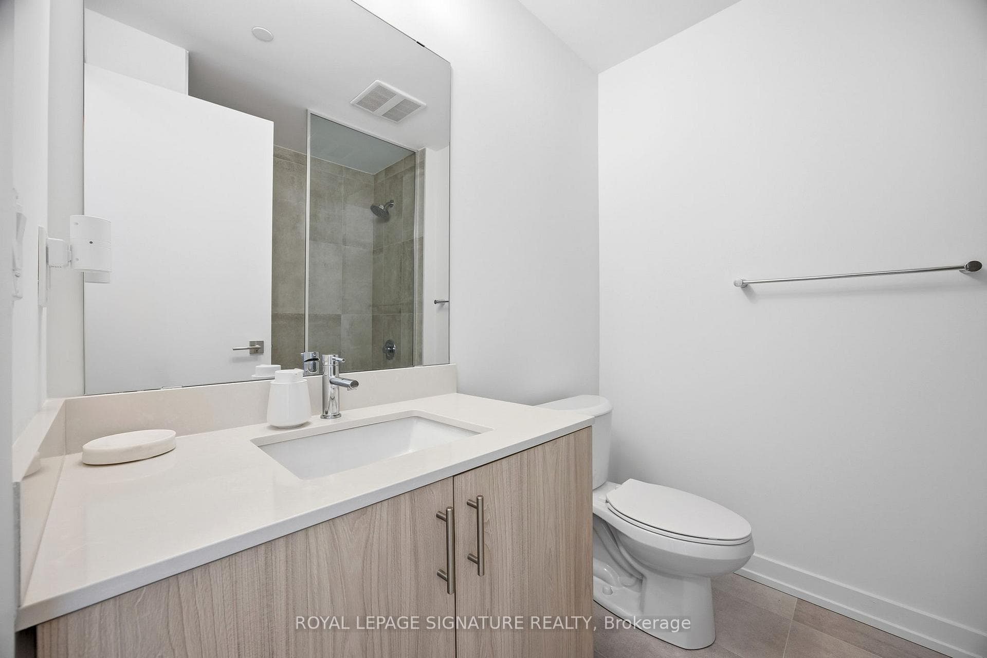 5 Red Squirrel Lane Unit 105 photo 10