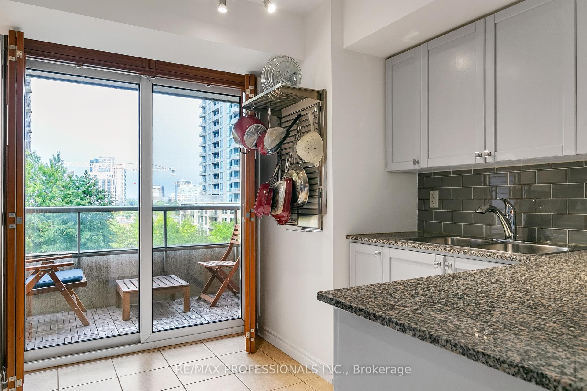5233 Dundas Street Unit 426 photo 19