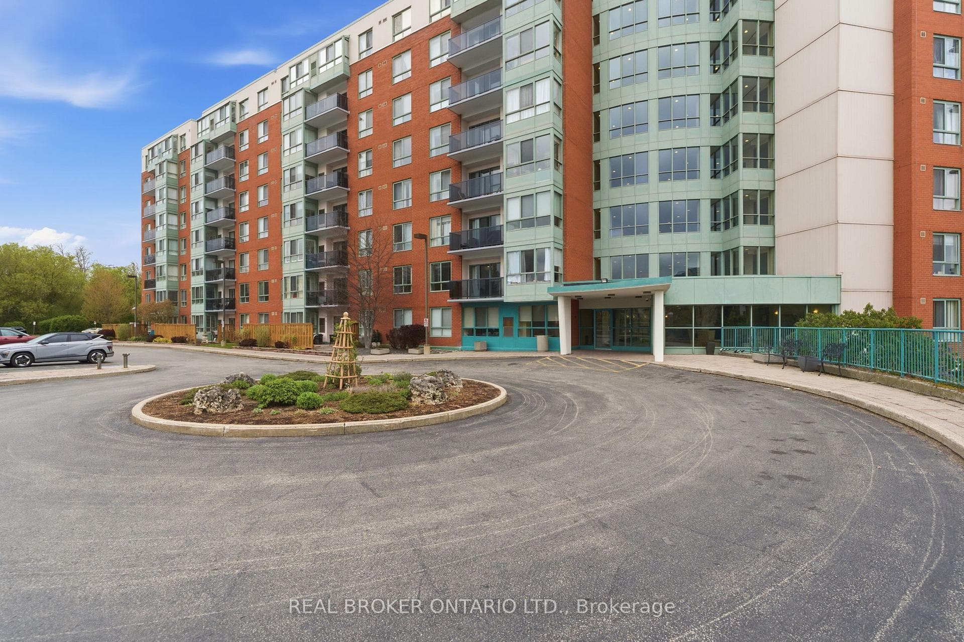 30 Blue Springs Drive Unit 215 photo 8