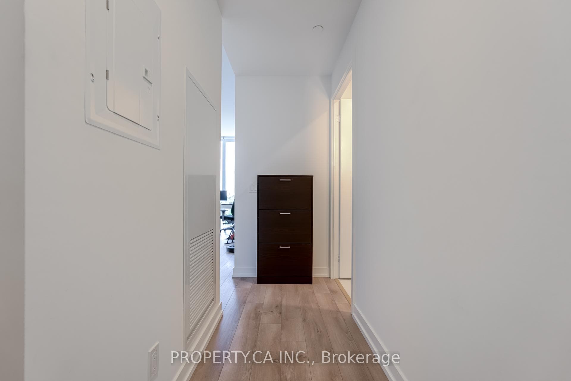 33 Helendale Avenue Unit 719 photo 22