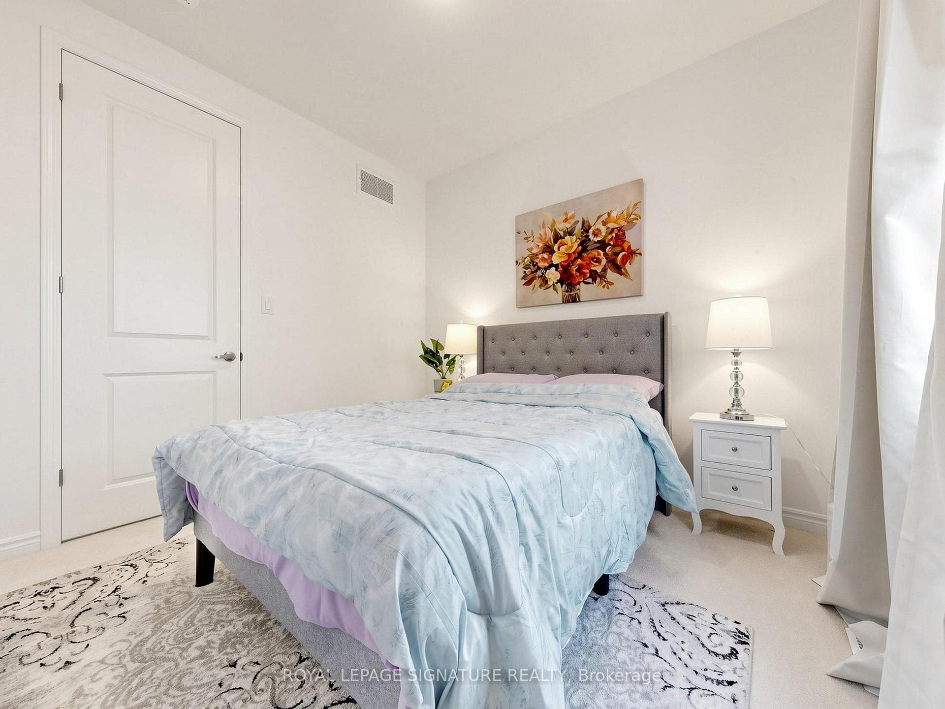 635 Newlove Street photo 42