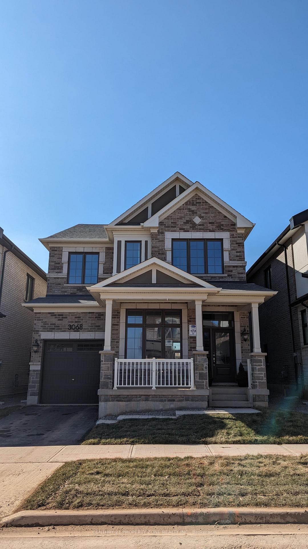 3068 William Cutmore Boulevard photo 2