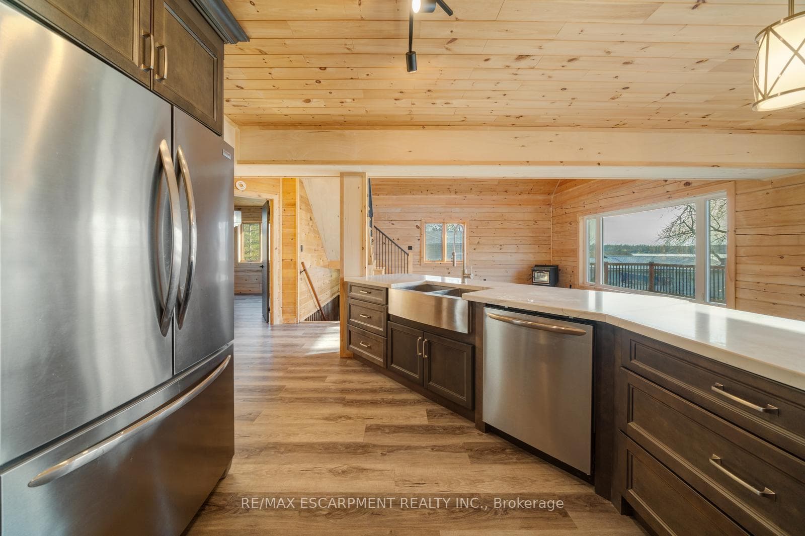 33 Laird Drive photo 13