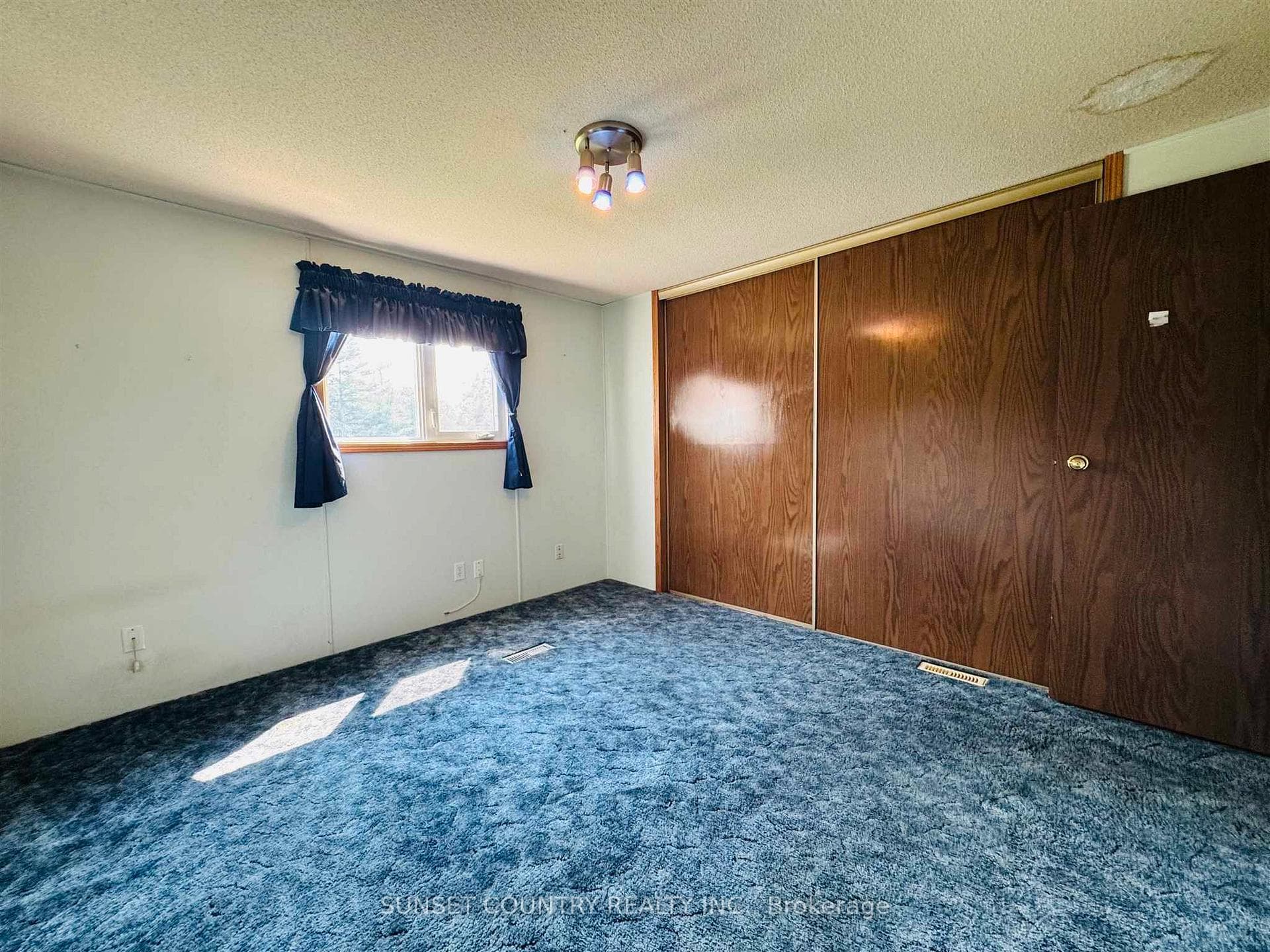 16740 17 Unit 74 photo 6