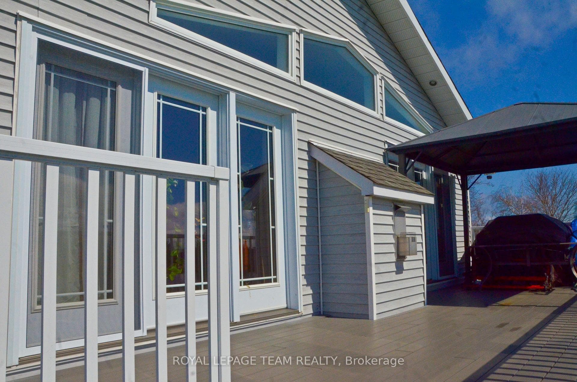 11708 Breezewood Avenue photo 5