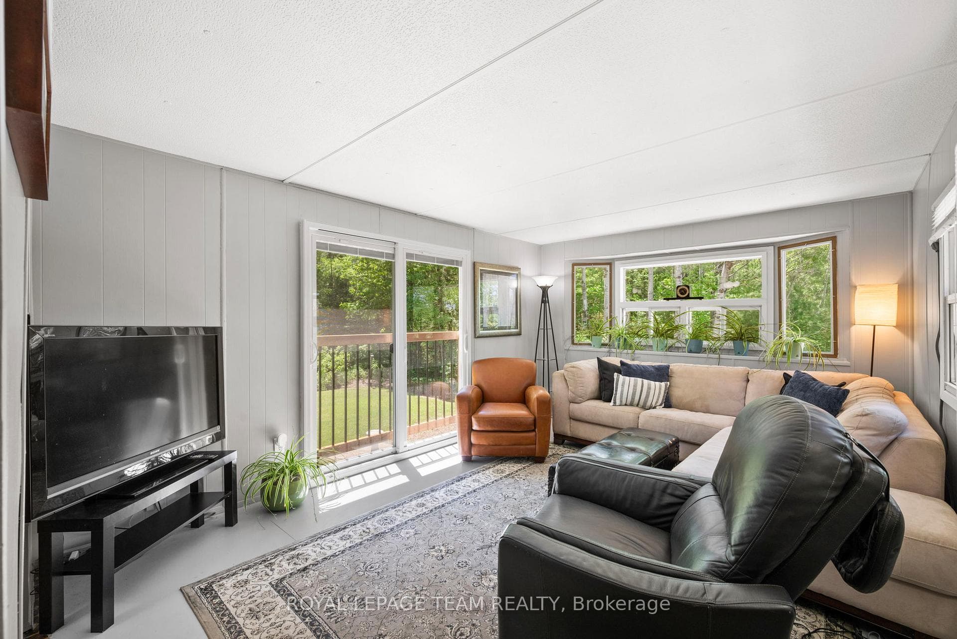 611 Burnstown Road photo 5