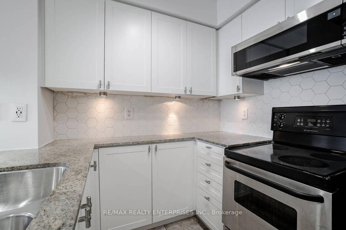 50 Lynn Williams Street Unit 2011 photo 10