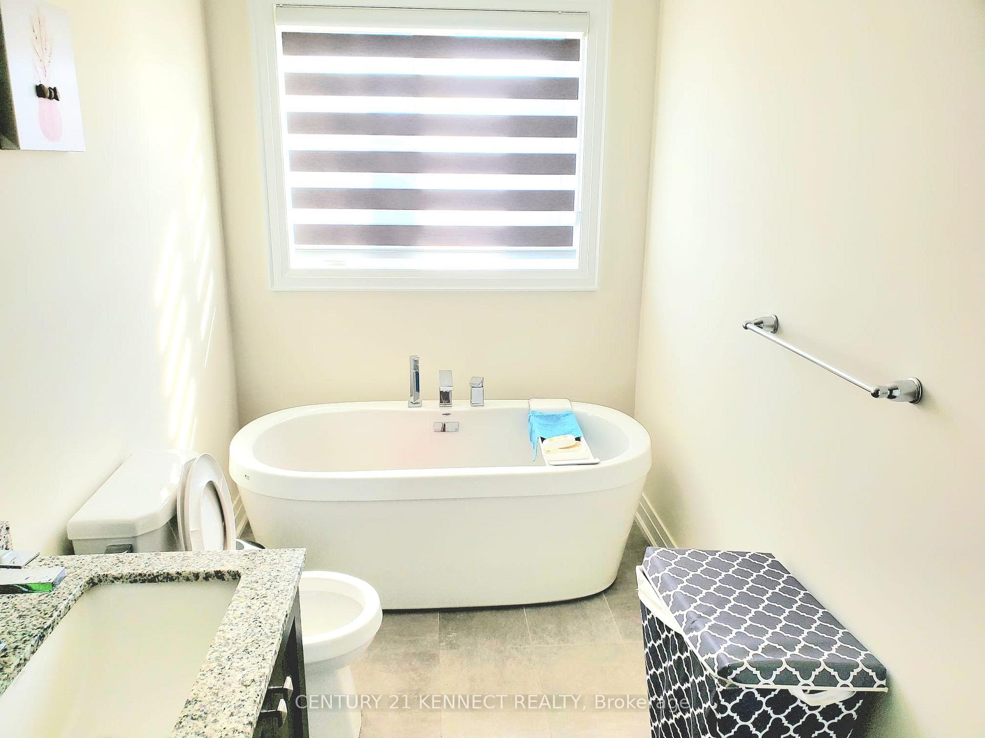 14 Lollard Way photo 10