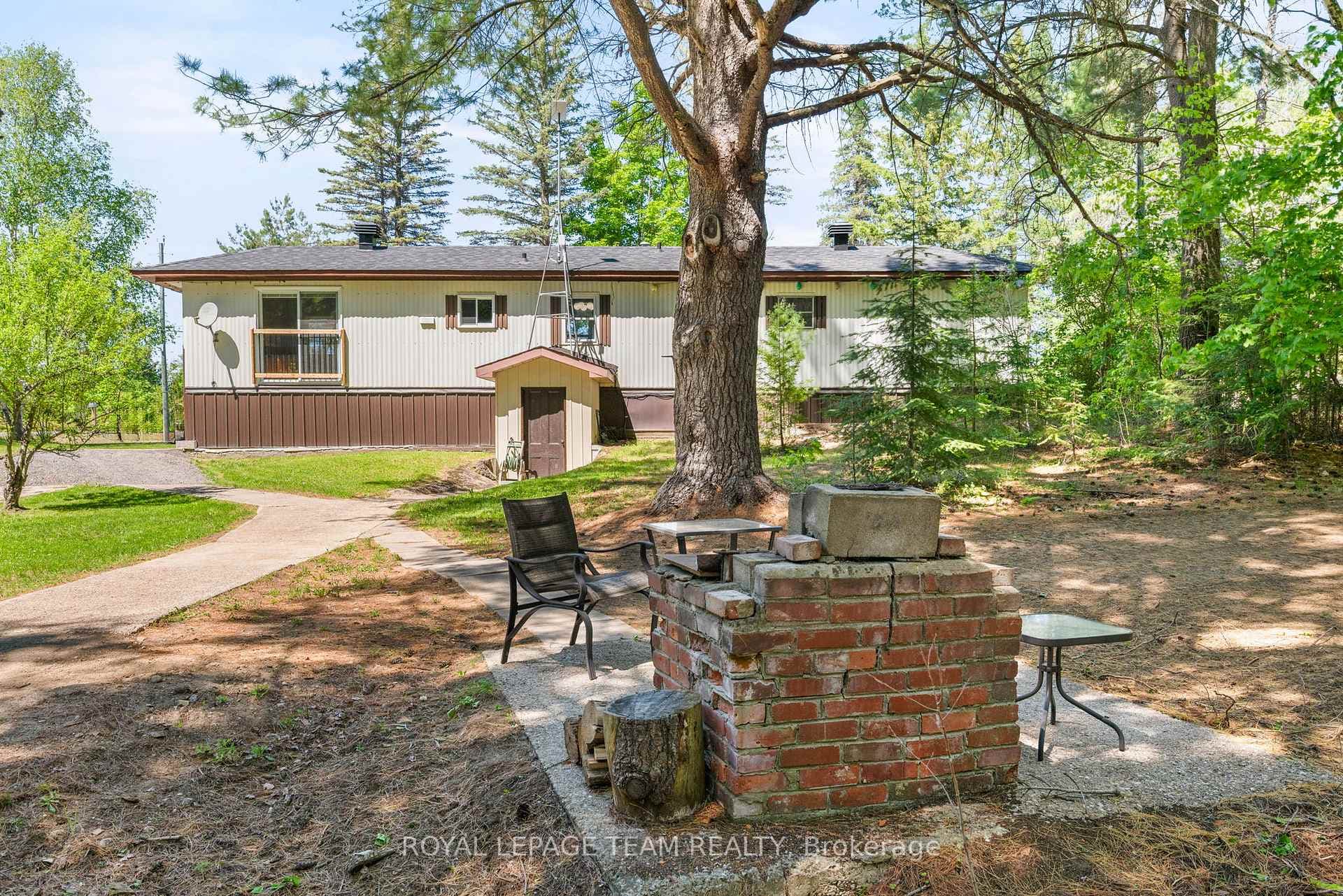 611 Burnstown Road photo 28