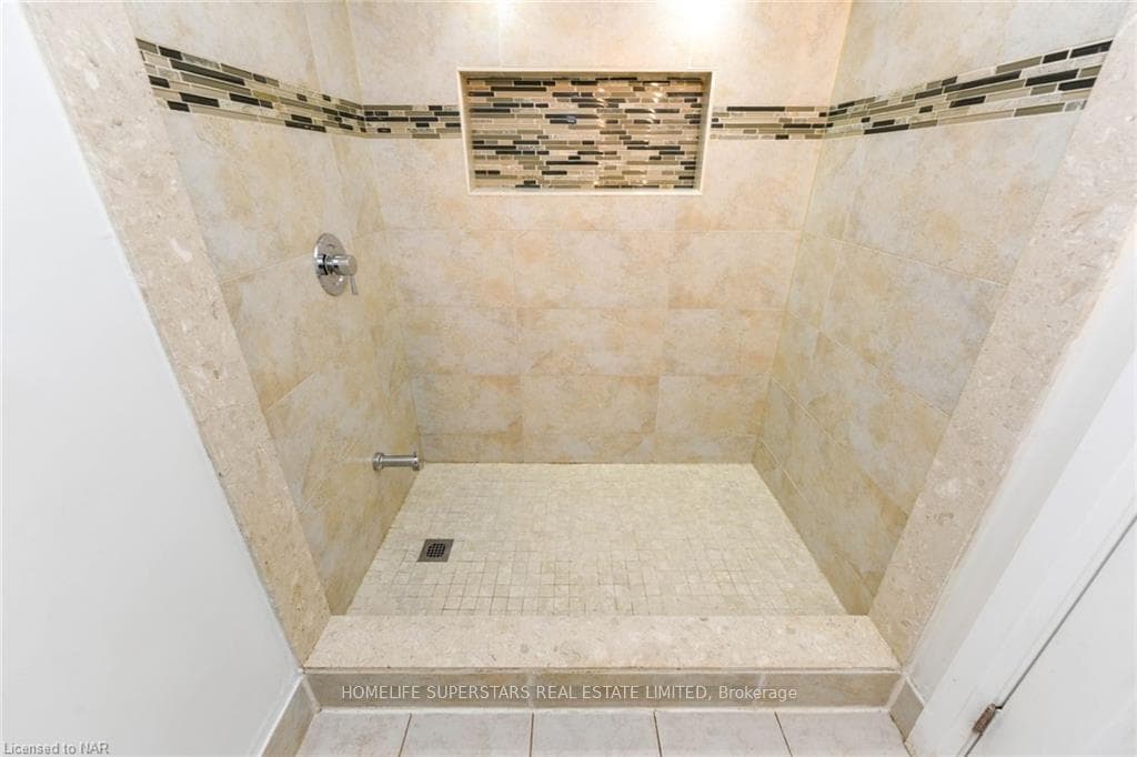 1018 TIMMER Place photo 35