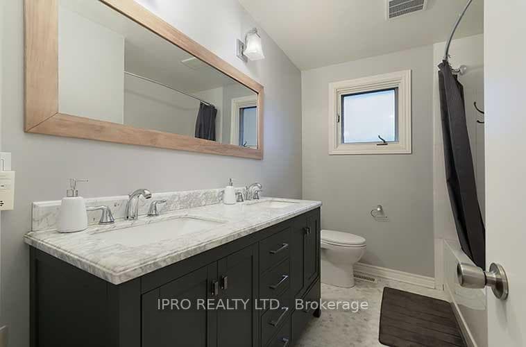 11 Janellan Terrace photo 19