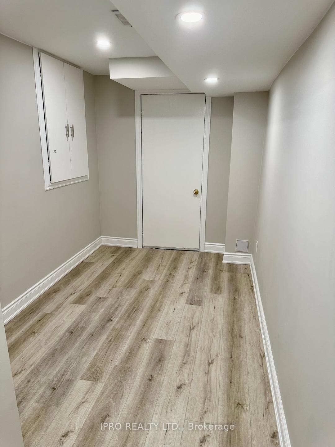 46 Tessler Crescent photo 21