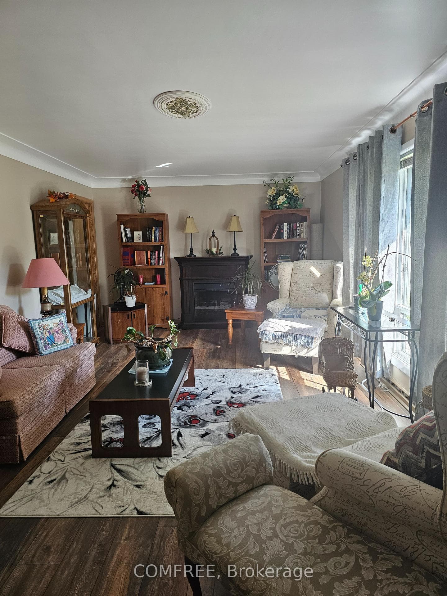 6 Sullivan Street photo 7