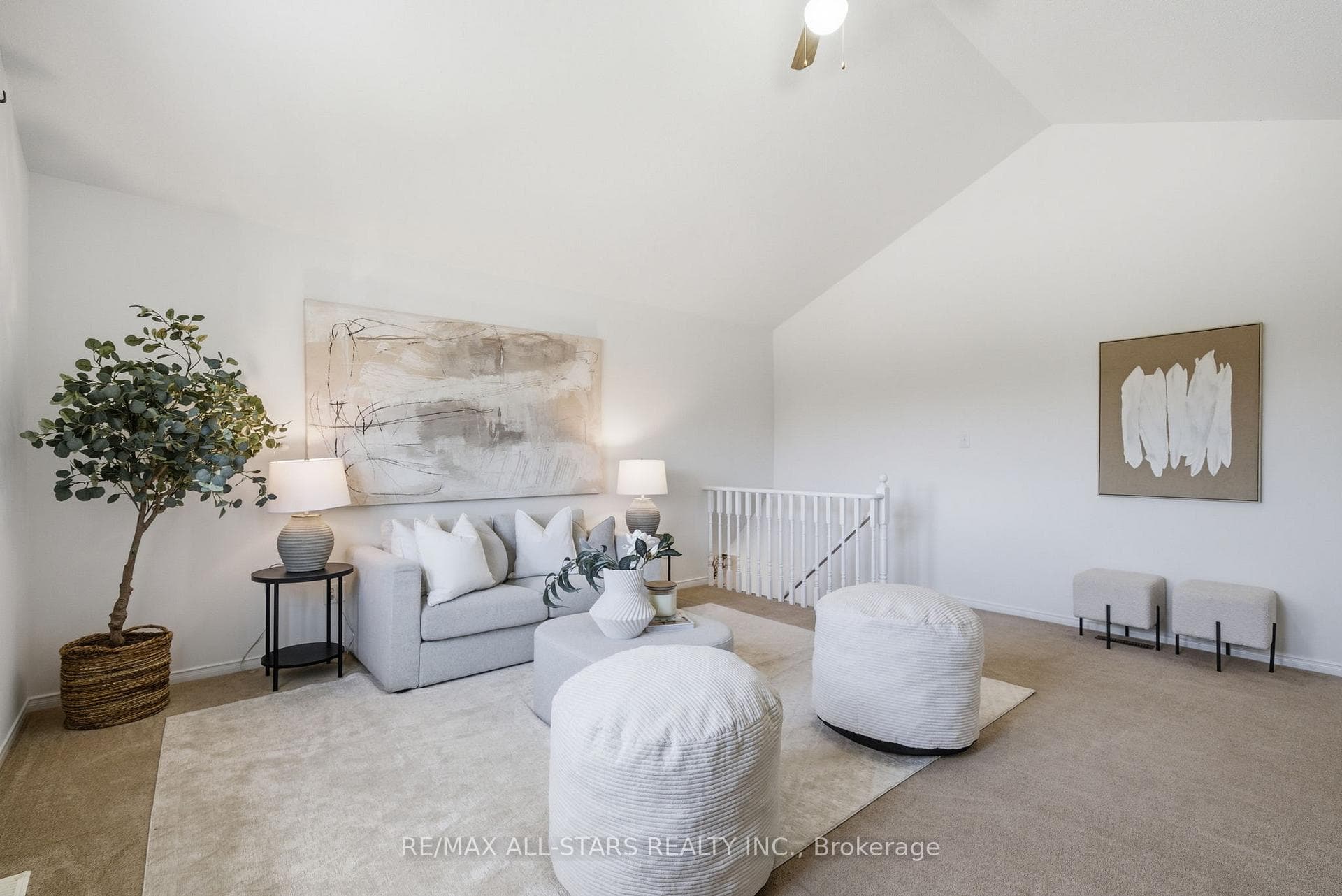 14 Napier Court photo 27