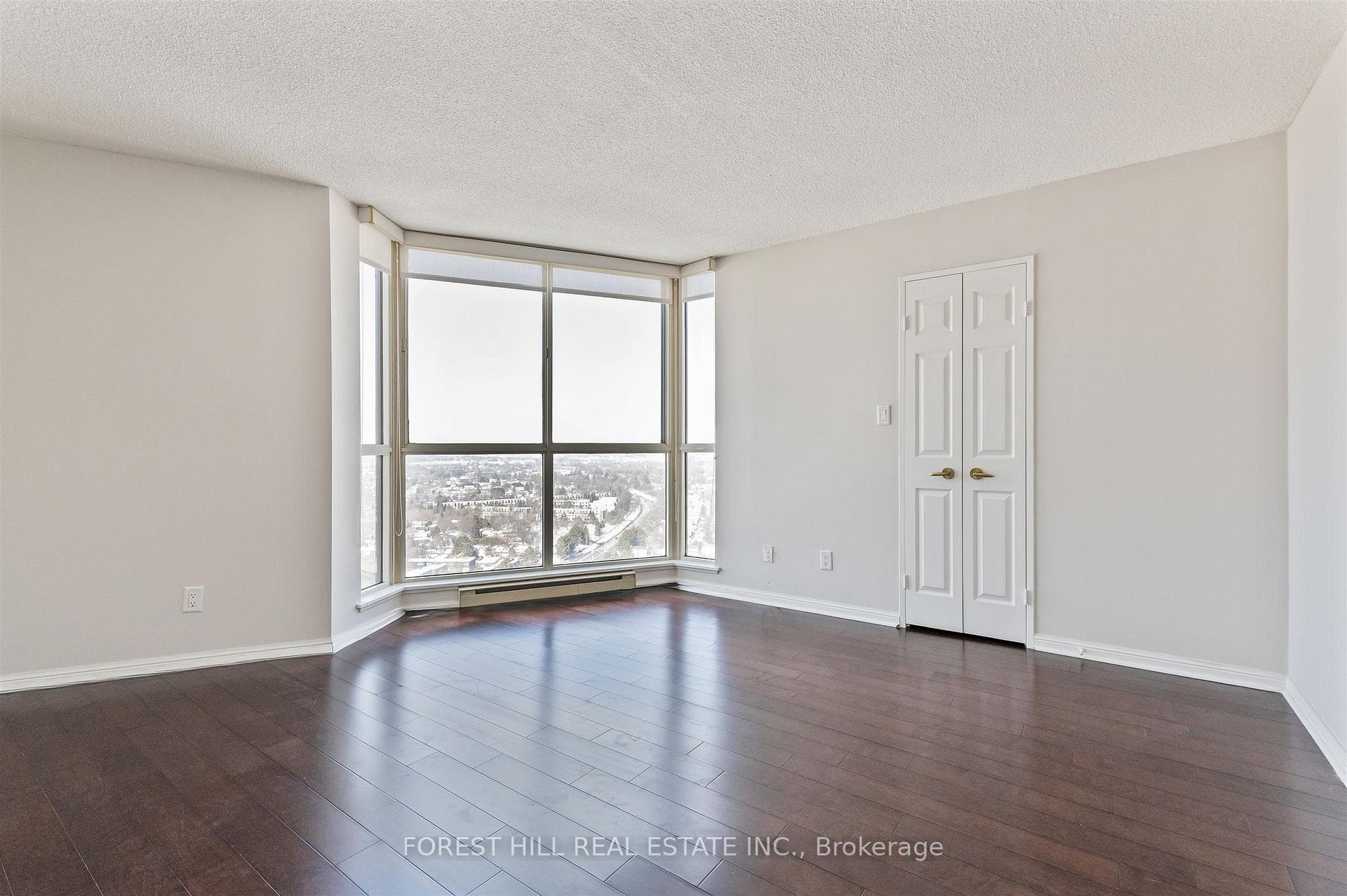 85 Skymark Drive Unit 2305 photo 33