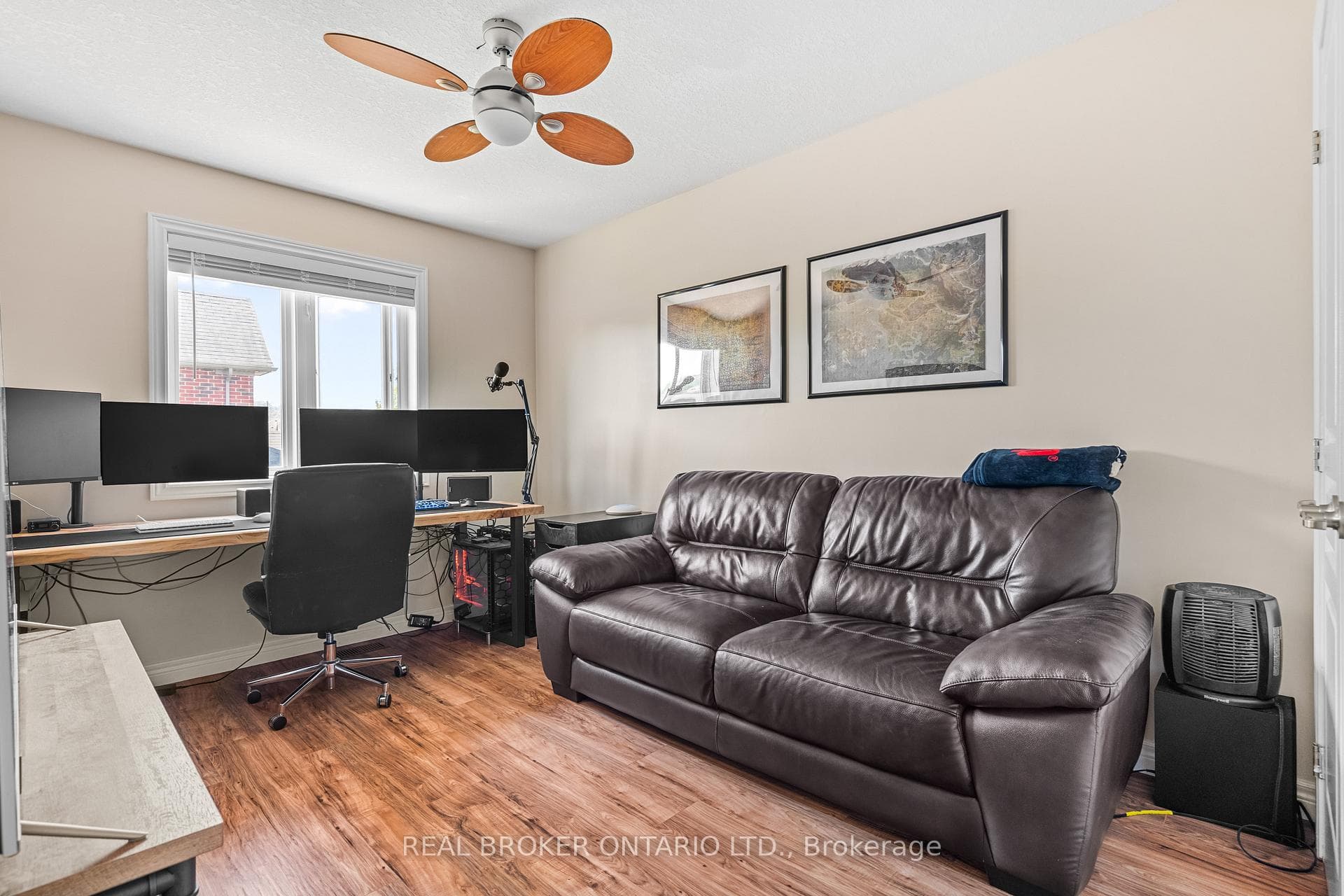 138 Edenrock Drive photo 19