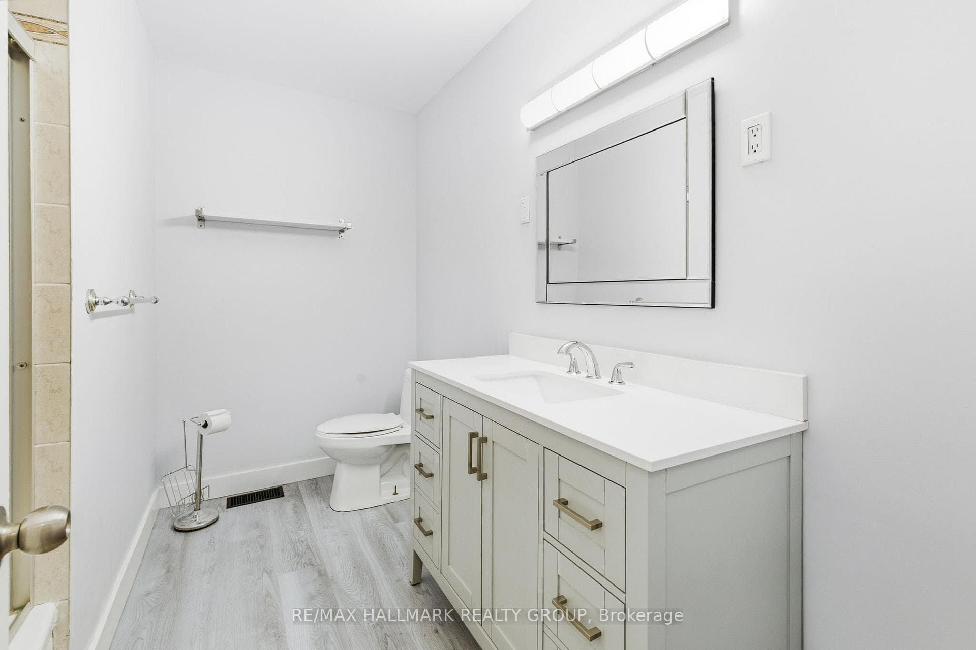 1259 Marenger Street photo 16