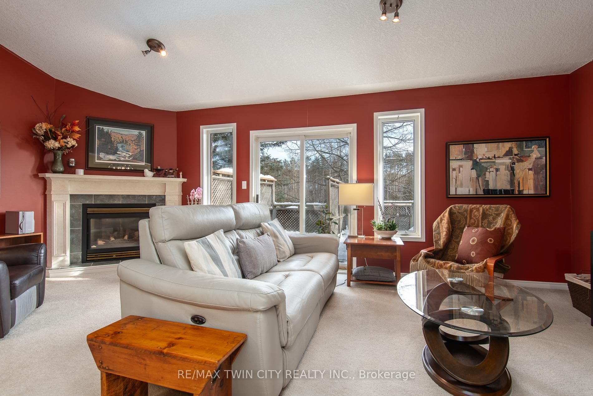 615 Inglis Falls Place photo 10