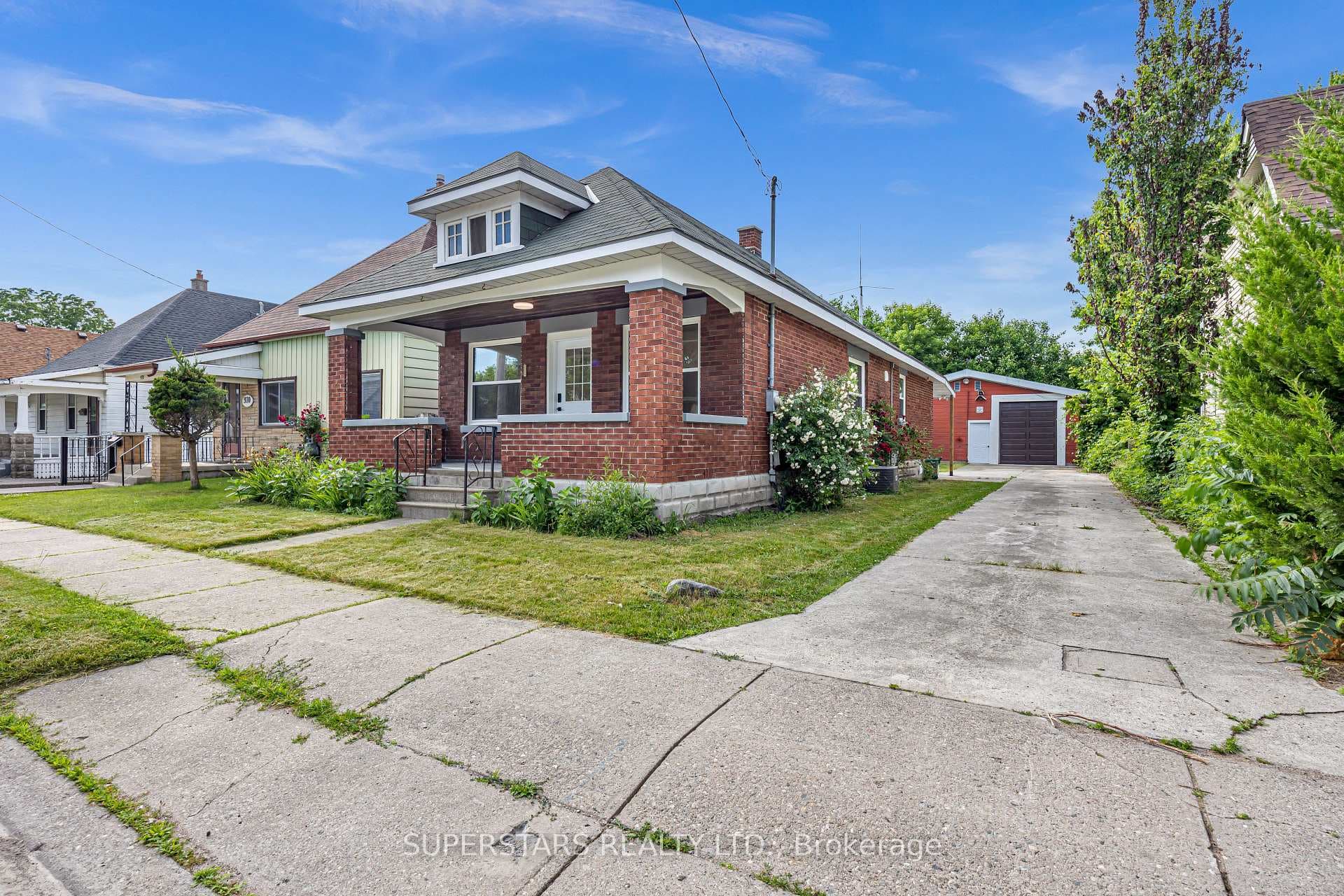972 Dame Street photo 3