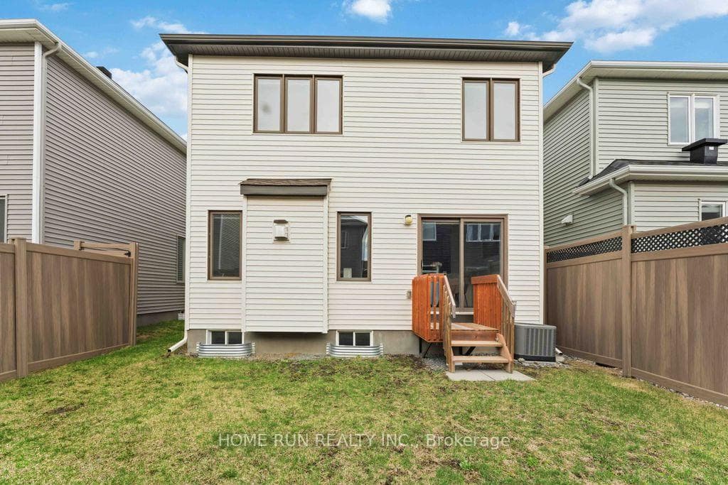 830 Regulus Ridge photo 44
