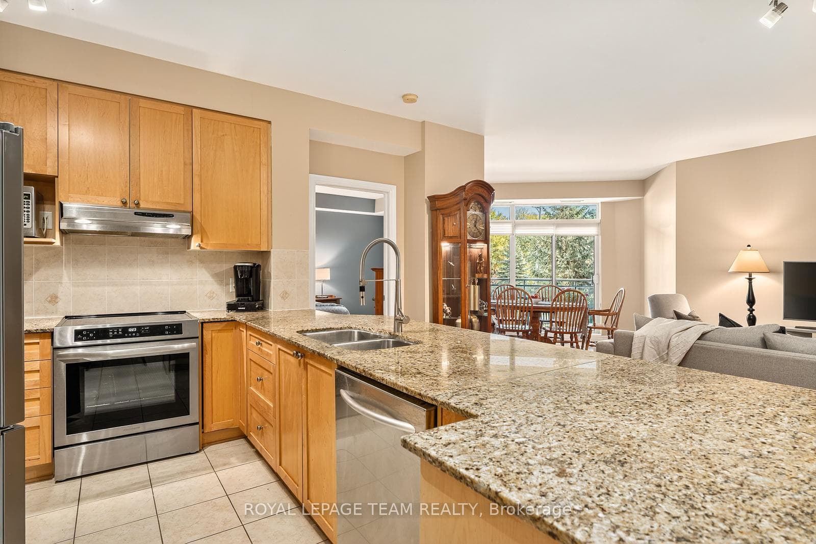 205 Bolton Street Unit 230 photo 3