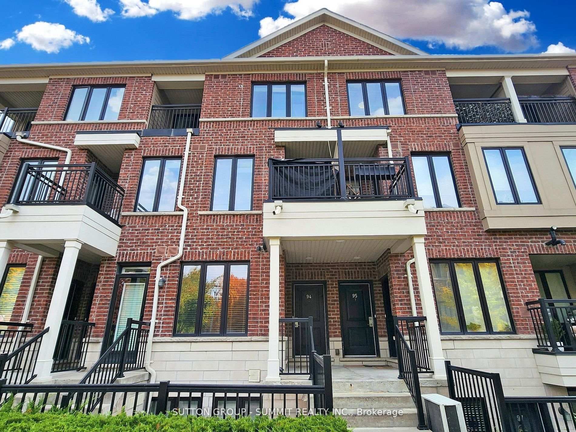 30 CARNATION Avenue Unit 93 photo 8