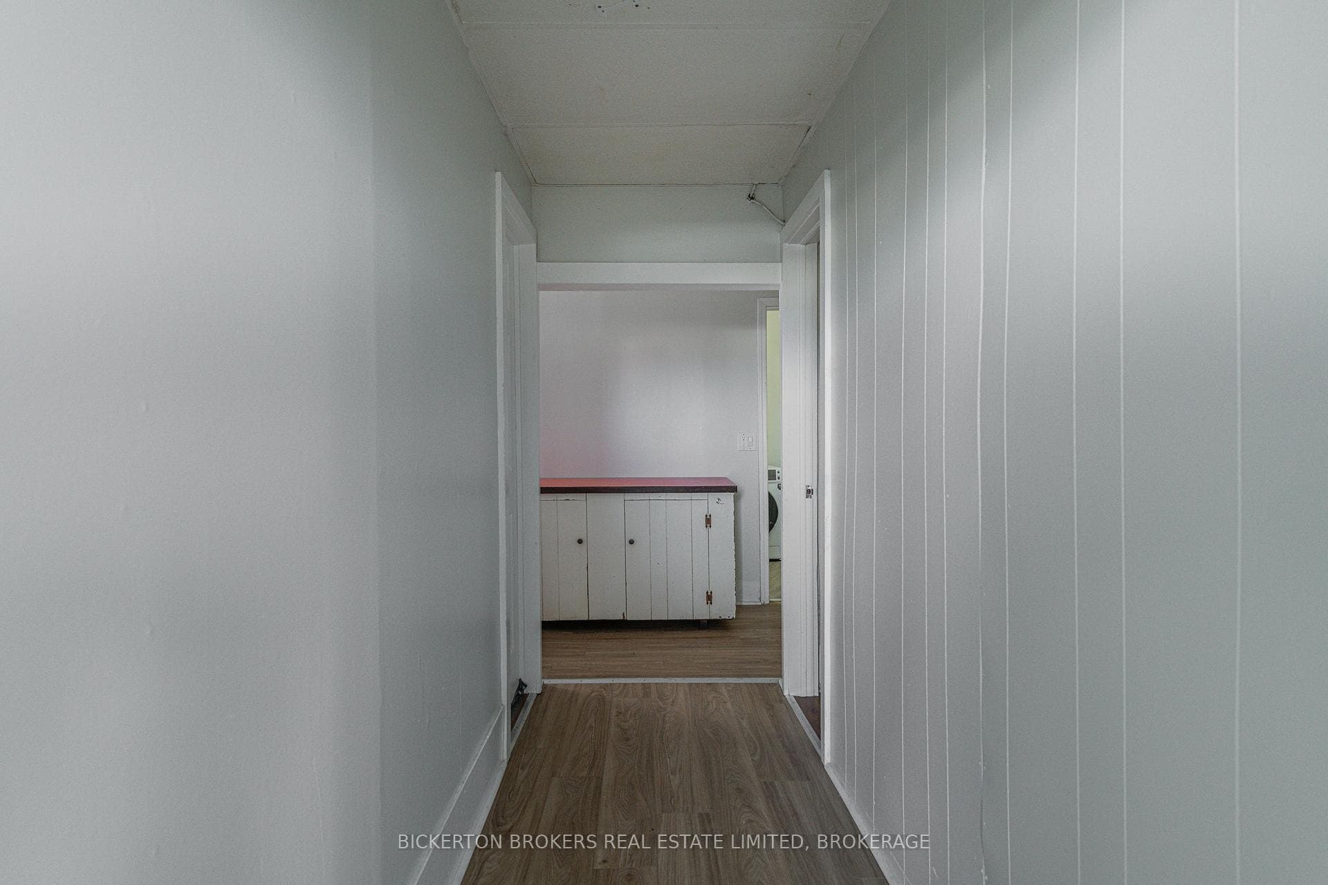 1064 Prince Street photo 13