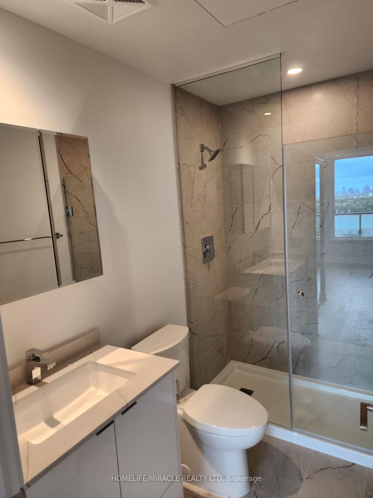 1926 Lakeshore Boulevard Unit 2805 photo 9