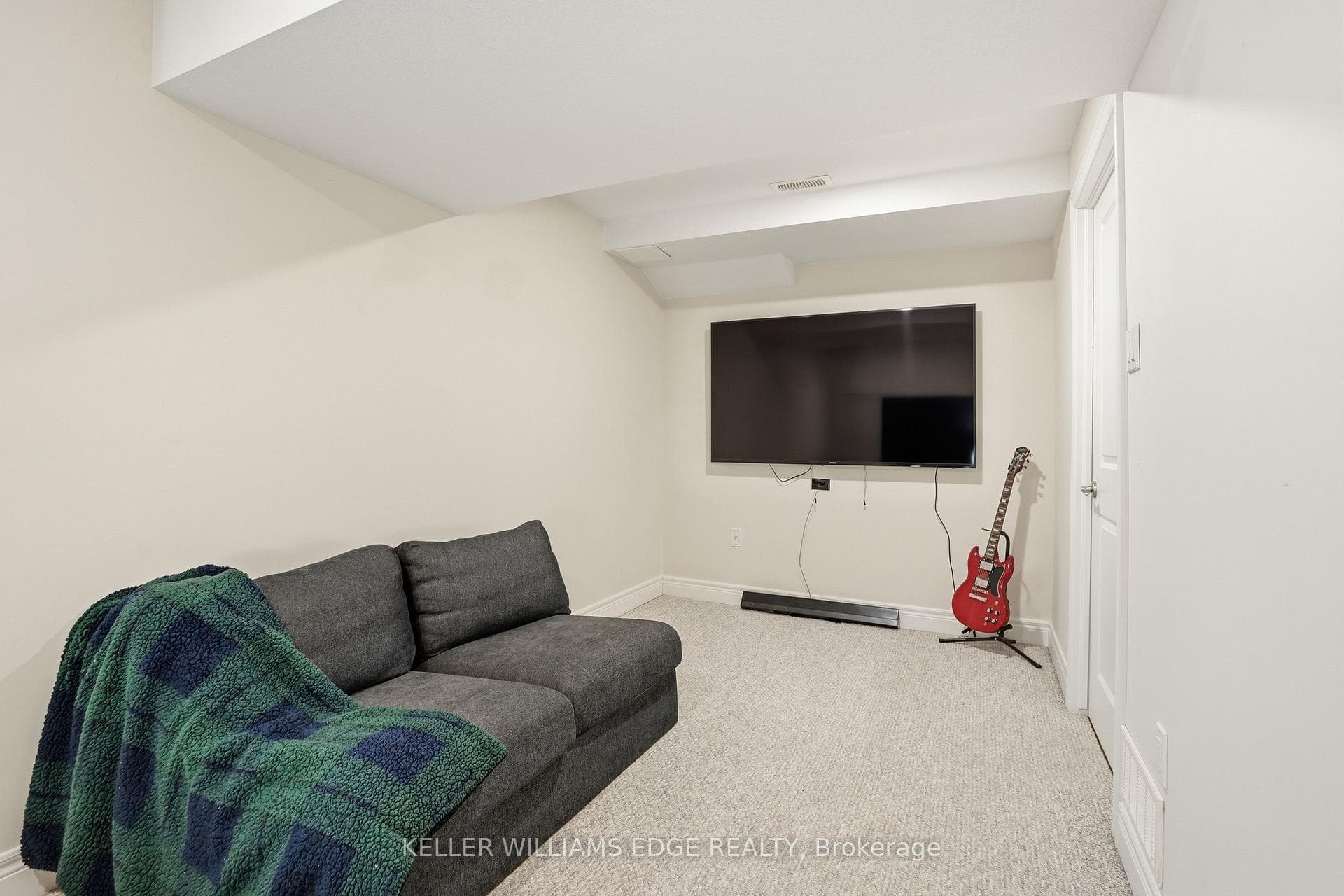 540 Guelph Line Unit 3 photo 39